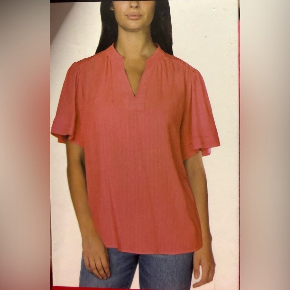 NWT Women's Pink WELL WORN Light Weight Flutter Sleeve Blouse M